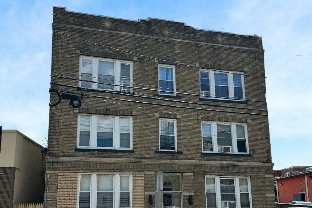 11 Elm St